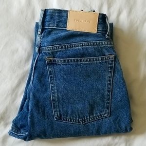 Everlane - The Curvy '90s Cheeky Straight Jean